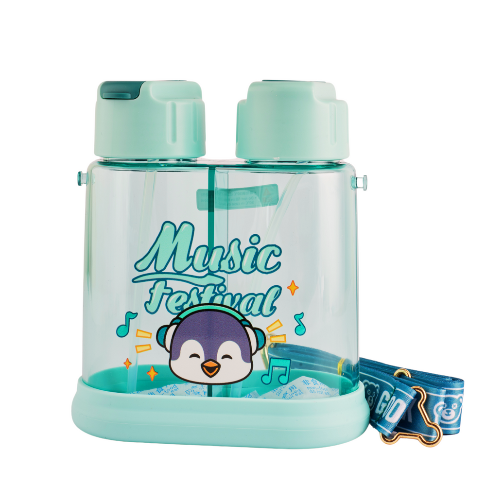 green 2 in 1 sipper bottle with cute design