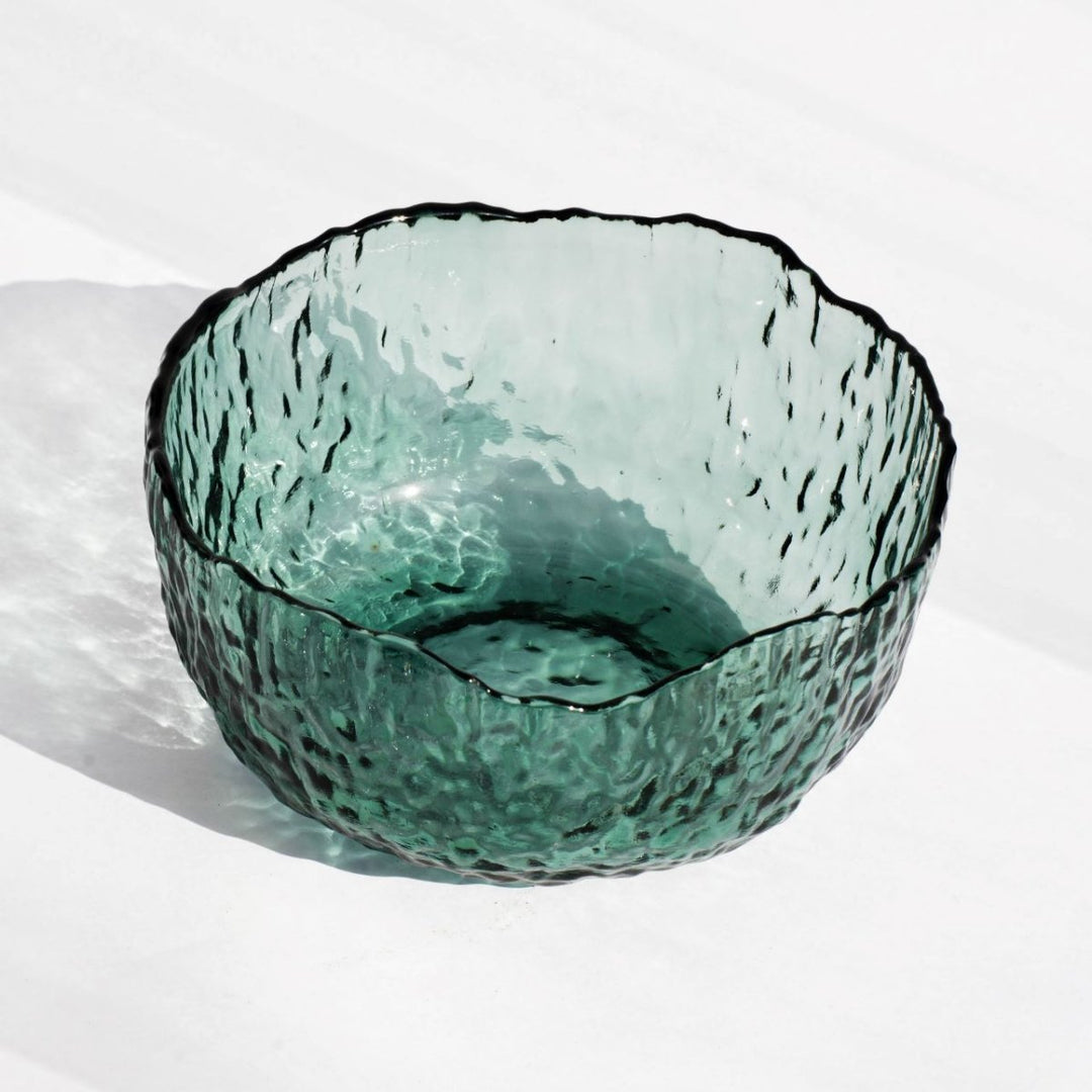 The Emerald Isle Bowl - Versatile Kitchenware for Salads, Pasta & More Bowls
