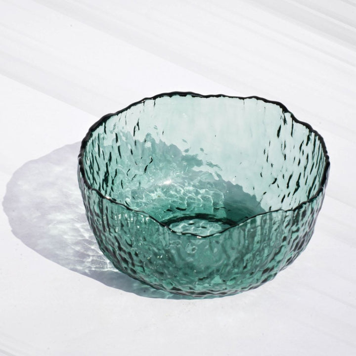 The Emerald Isle Bowl - Versatile Kitchenware for Salads, Pasta & More Bowls